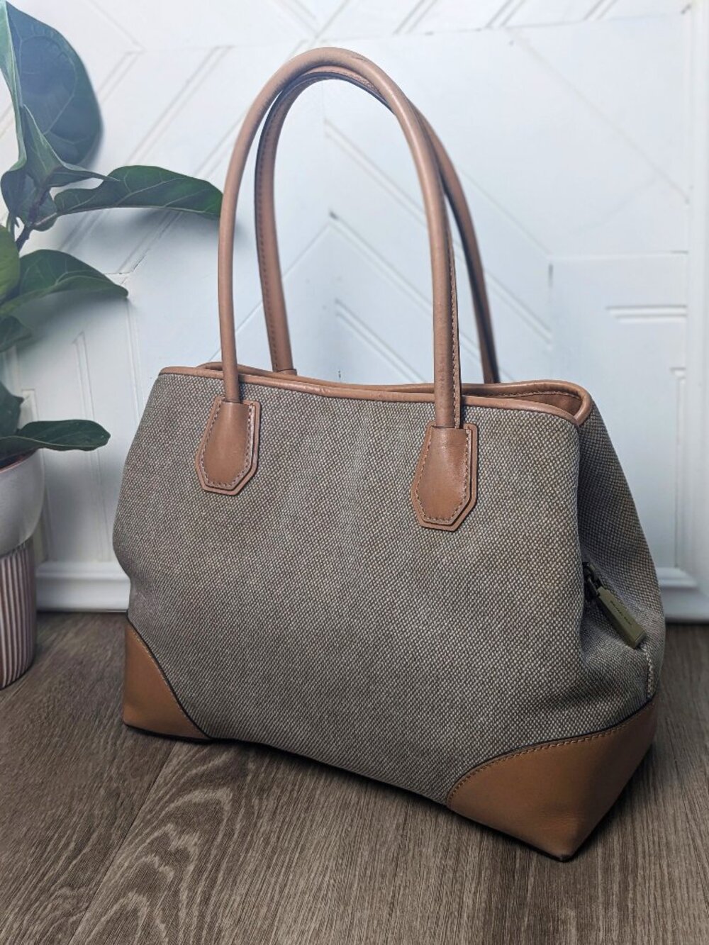 MICHAEL KORS Mercer Gallery Medium Canvas Satchel - Picture 8 of 13